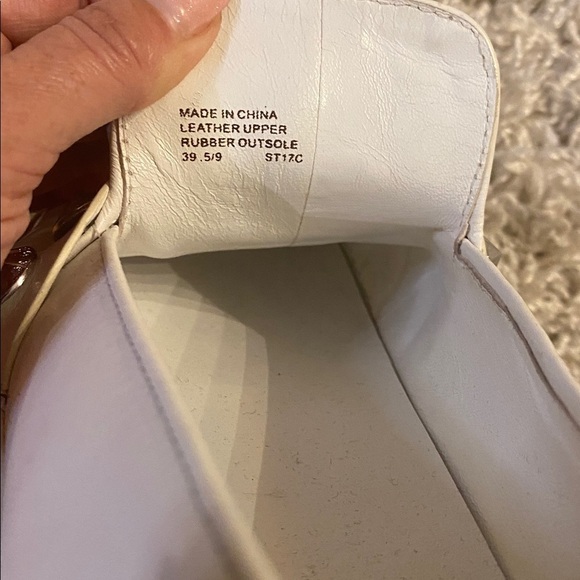 Michael Kors Collection White Loafers with Studded Bow size 9 - Picture 6 of 6